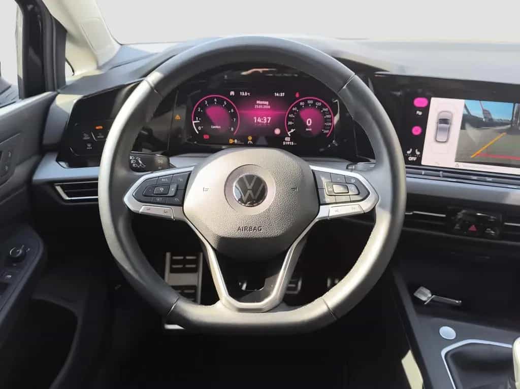 Volkswagen Golf 8 Lim. 1.5 TSI Active LED NAVI RFK 01/2023-photo-13