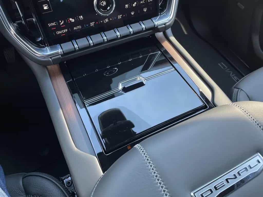 GMC Yukon Denali 6.2V8 24" Felgen | MY 26 - Facelift null-photo-22