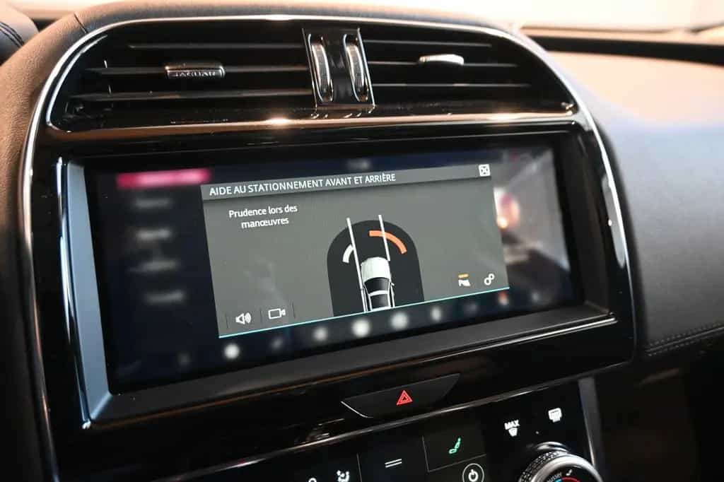 Jaguar XE 2.0 D AWD R-Dynamic S EURO 6d FULL !! 06/2019-photo-22