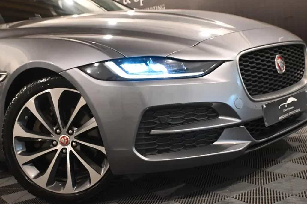 Jaguar XE 2.0 D AWD R-Dynamic S EURO 6d FULL !! 06/2019-photo-2