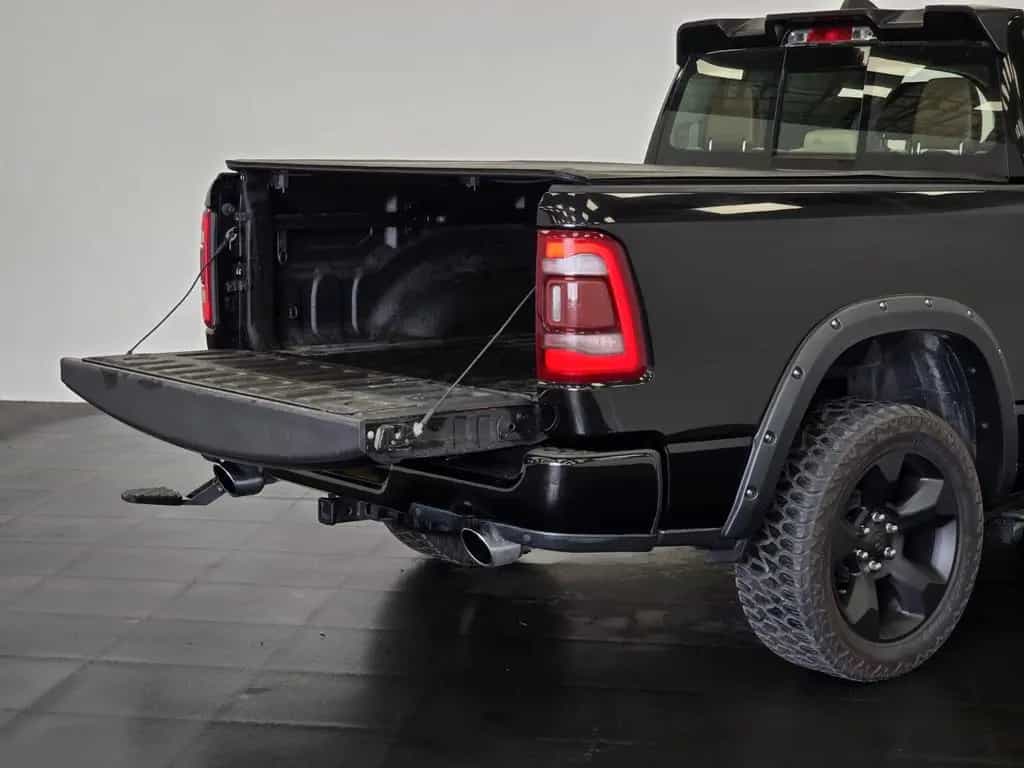 Dodge RAM 5.7 V8 HEMI Laramie*Unfallfrei*MwSt*Garantie 01/2020-photo-16