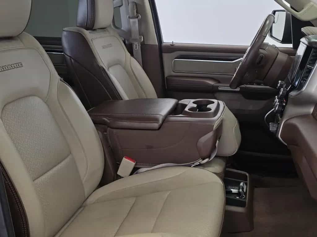 Dodge RAM 5.7 V8 HEMI Laramie*Unfallfrei*MwSt*Garantie 01/2020-photo-28