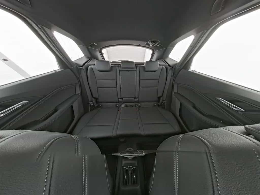 BMW 2 Series 223i Active Tourer M-Sport Innovations-Paket|LED 12/2022-photo-17