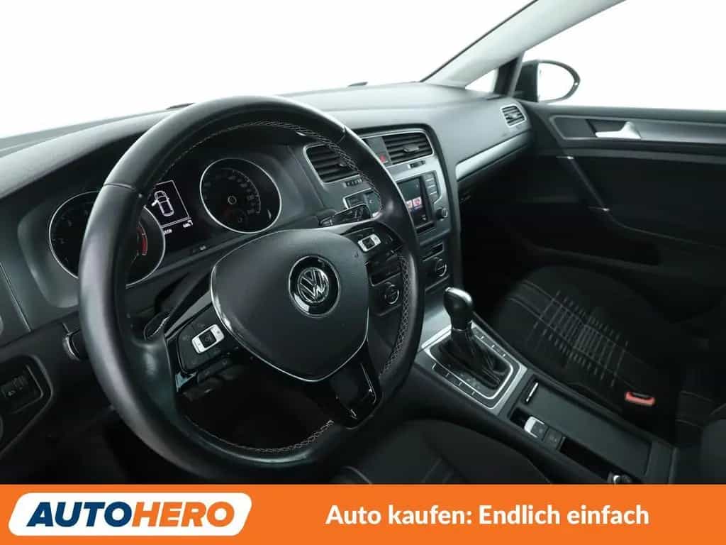 Volkswagen Golf VII 1.2 TSI Lounge BMT Aut.*NAV*TEMPO*PDC* 02/2016-photo-10