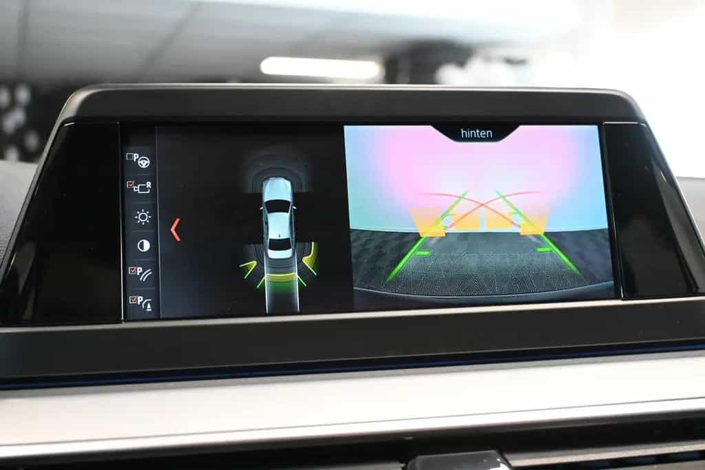 BMW 520 d Lim. *LED *SHZ *KAMERA *VIRTUAL*19ZOLL 07/2019-photo-18