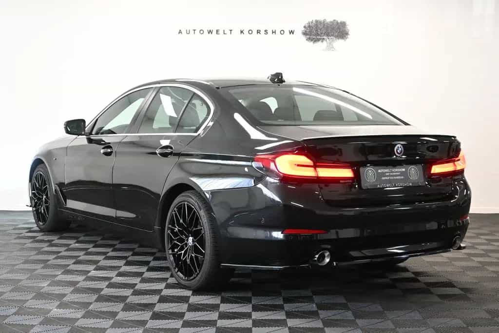 BMW 520 d Lim. *LED *SHZ *KAMERA *VIRTUAL*19ZOLL 07/2019-photo-9