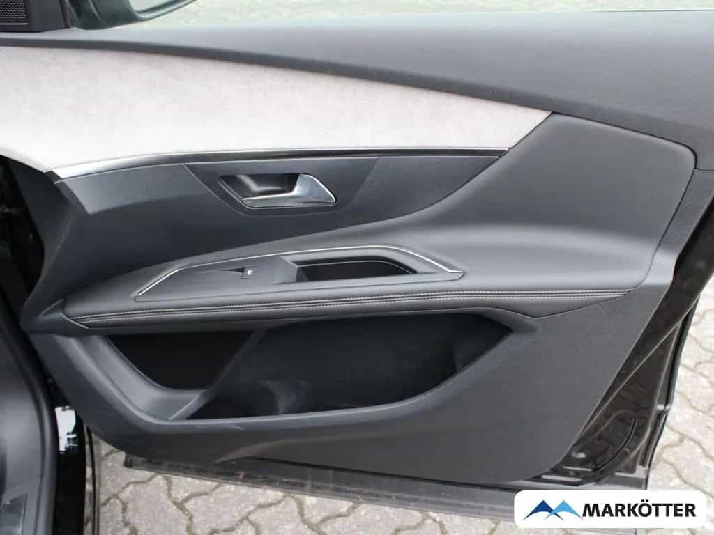 Peugeot 3008 GT 1.2 PureTech 130 AHK/ACC/BLIS/CAM 09/2023-photo-20