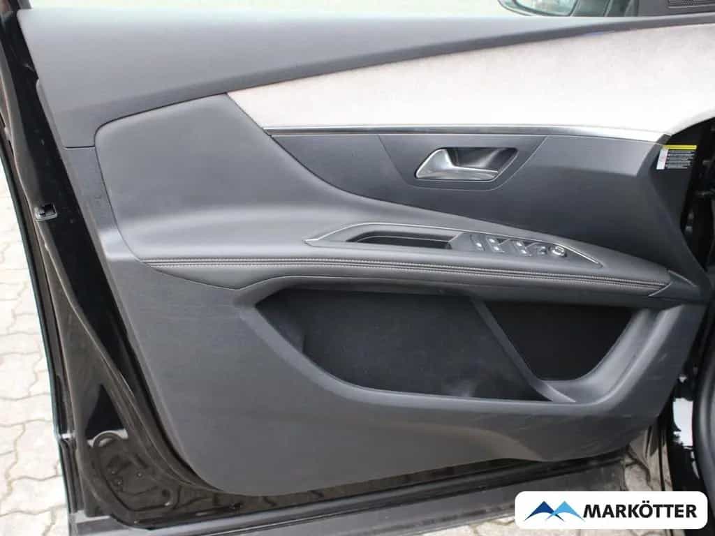 Peugeot 3008 GT 1.2 PureTech 130 AHK/ACC/BLIS/CAM 09/2023-photo-5