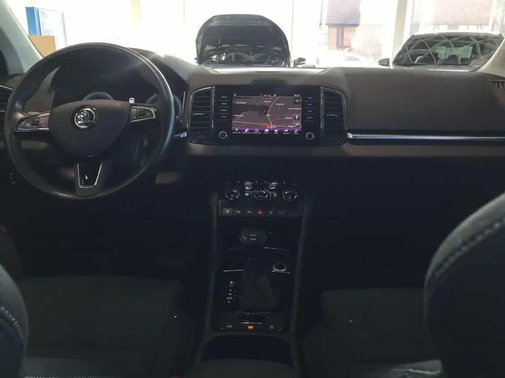 Skoda Karoq Style 4x4 / Rückfahrkamera/ ACC/Memory/AHK 03/2018-photo-6
