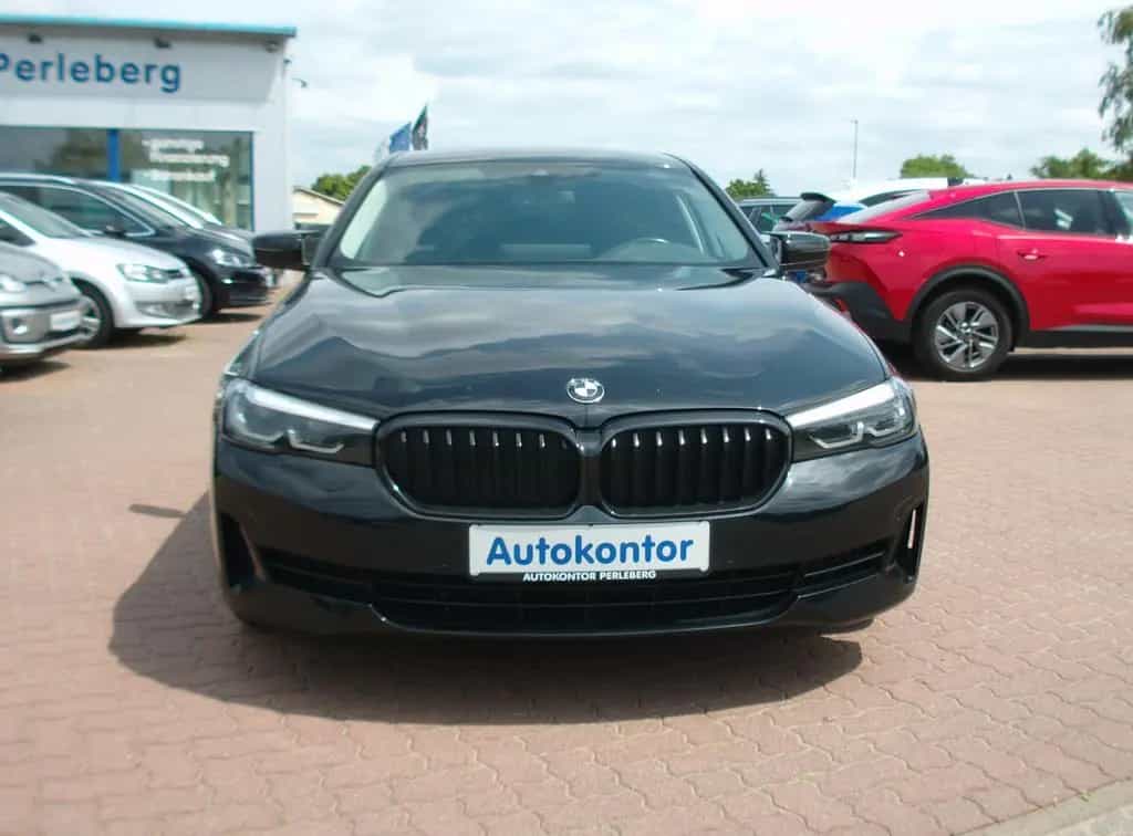 BMW 520 d.Vollleder.LED.Kamera.Shadowline 03/2021-photo-1