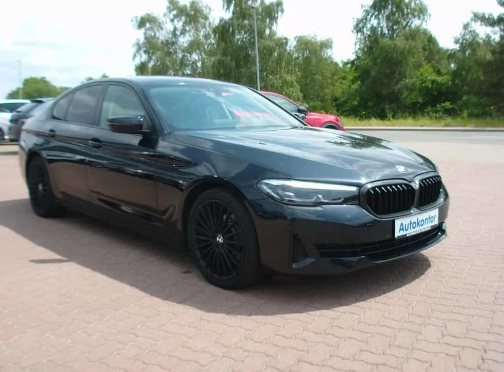 BMW 520 d.Vollleder.LED.Kamera.Shadowline 03/2021-photo-2