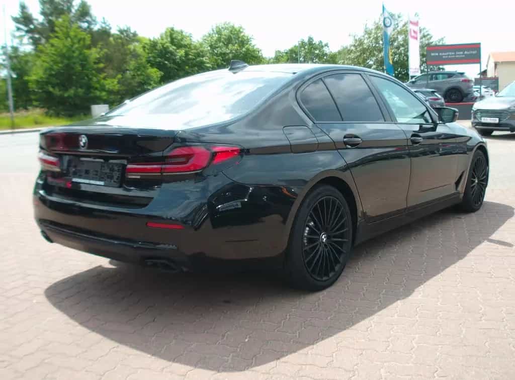 BMW 520 d.Vollleder.LED.Kamera.Shadowline 03/2021-photo-3