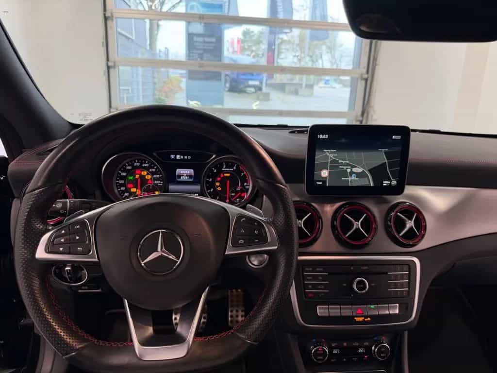 Mercedes-Benz CLA-Class 45 4M SB*DISTRONIC*LED*COMAND*Pano-Dach 08/2017-photo-8