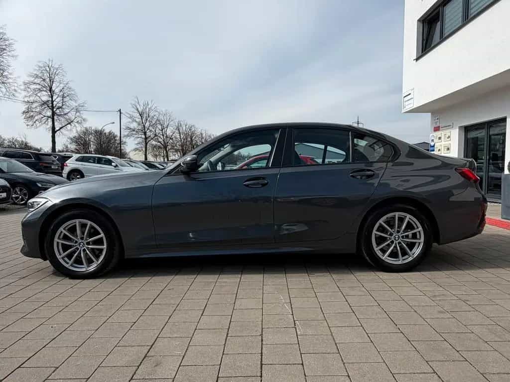BMW 320 d Lim. xDrive ACC HeadUp Lane Laserlicht ViCo 08/2021-photo-1