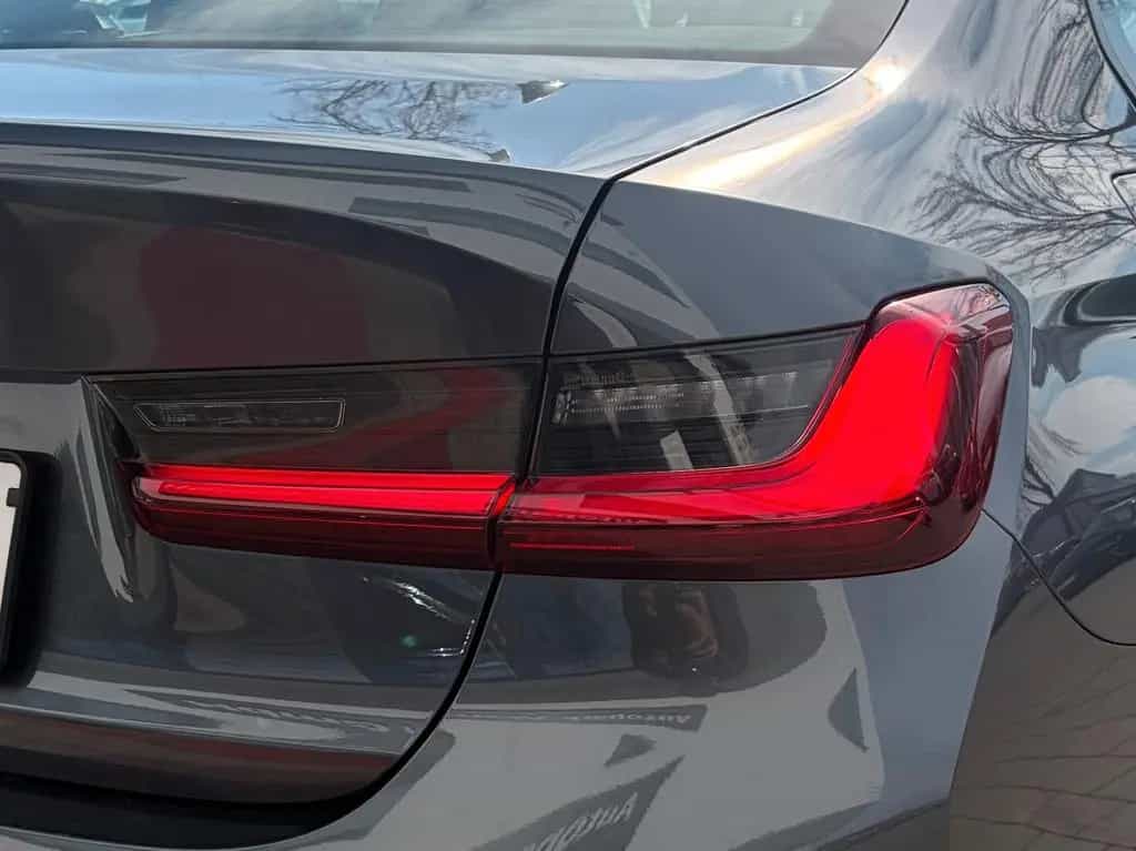 BMW 320 d Lim. xDrive ACC HeadUp Lane Laserlicht ViCo 08/2021-photo-11
