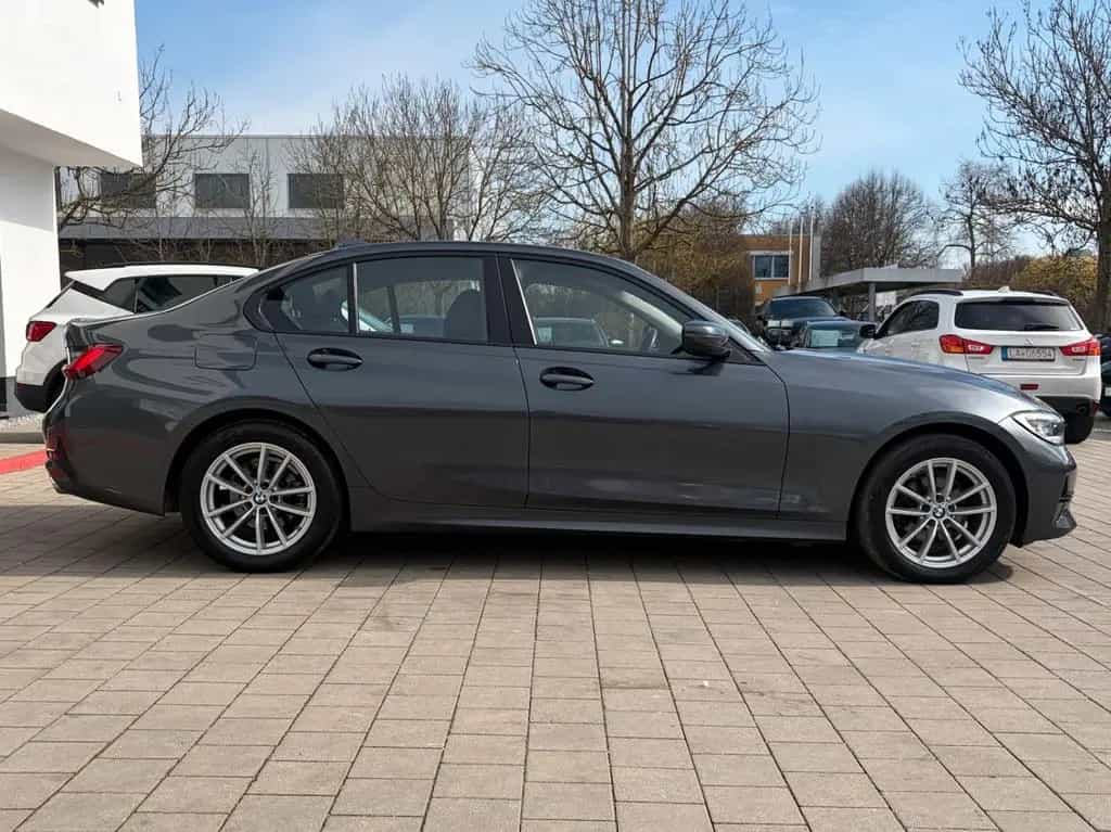 BMW 320 d Lim. xDrive ACC HeadUp Lane Laserlicht ViCo 08/2021-photo-5