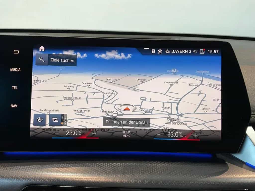 BMW X1 sDrive18d SAV M Sportpaket DAB LED AHK Shz 03/2023-photo-4
