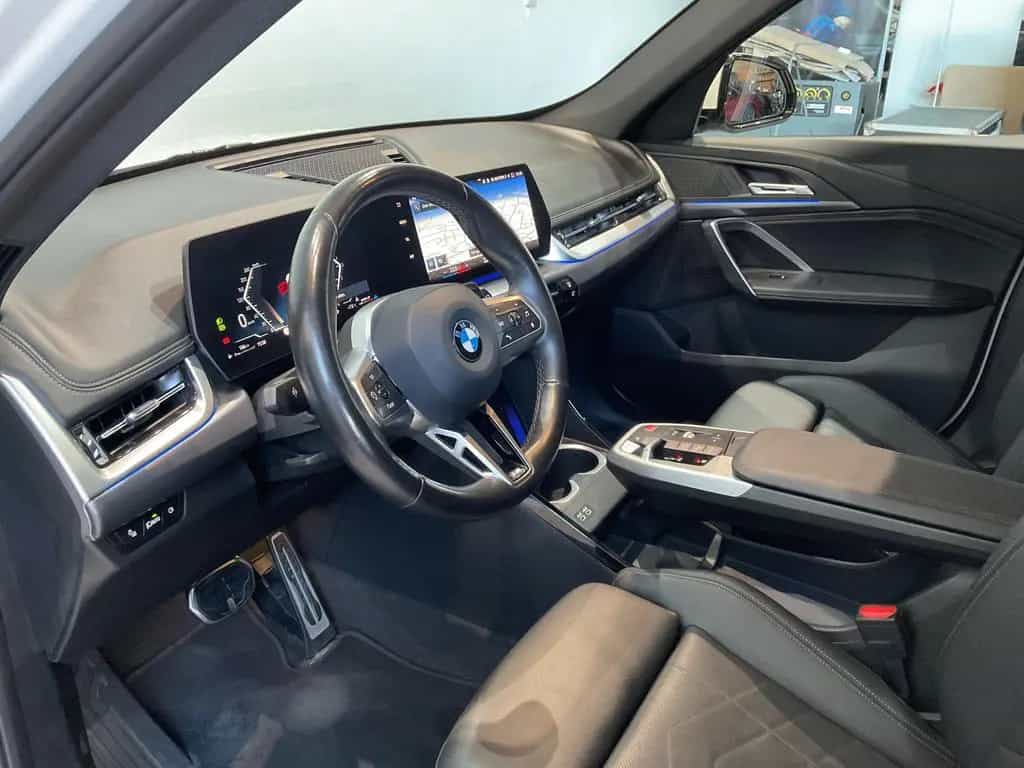 BMW X1 sDrive18d SAV M Sportpaket DAB LED AHK Shz 03/2023-photo-5