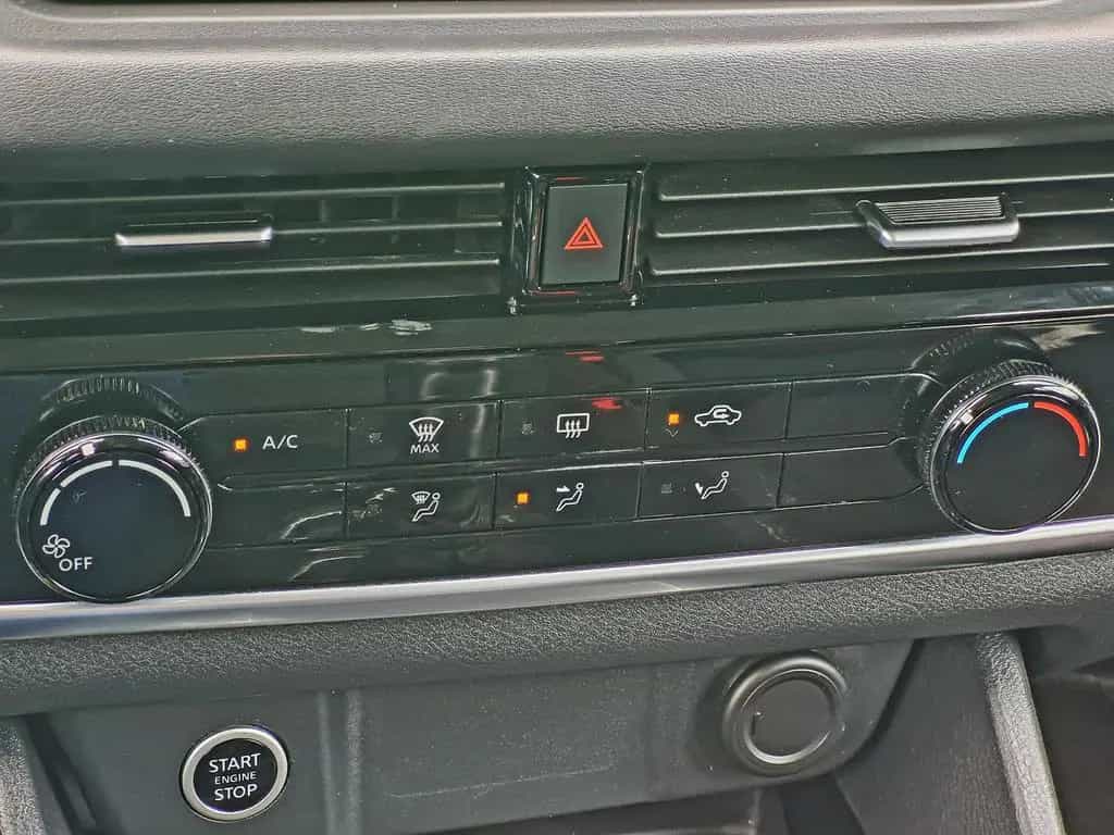 Nissan Qashqai Visia (1. Hand, LED) 06/2022-photo-21