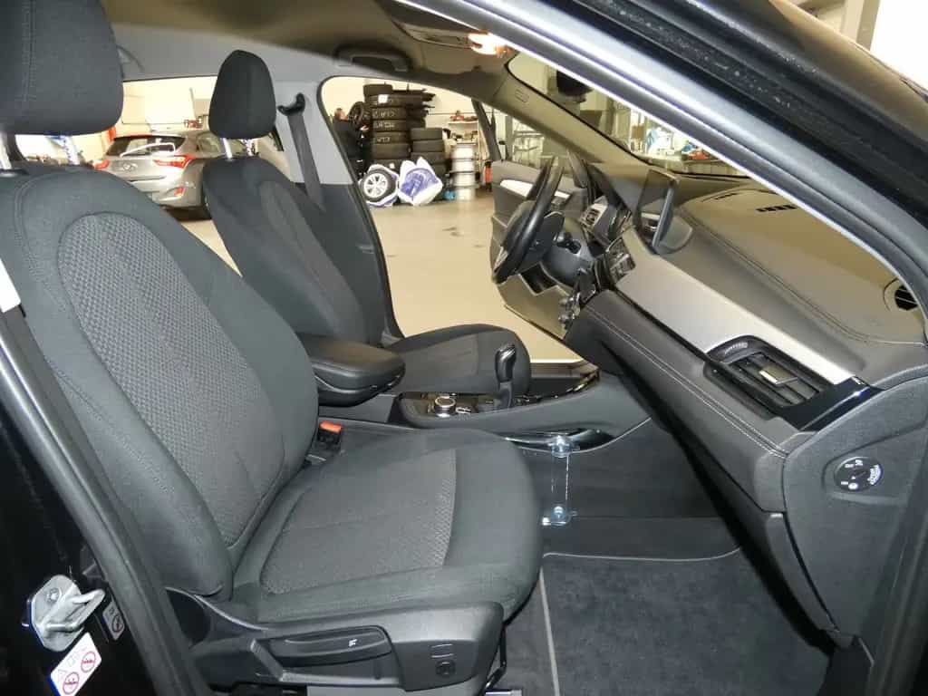 BMW X2 sDrive 18 i Advantage*Navi*HUD*Parktronic 04/2020-photo-24