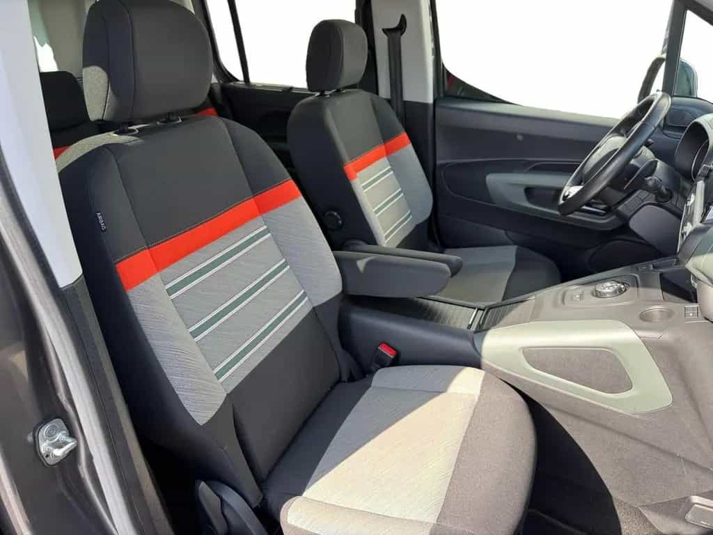 Citroën Berlingo 1.2 PureTech 130 Shine M S&S HEAD-UP*AC 02/2021-photo-8
