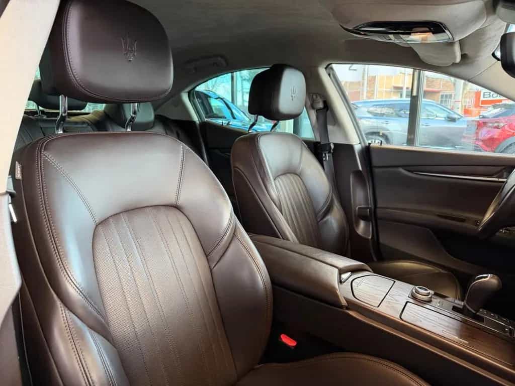 Maserati Ghibli 3.0 V6 GranLusso LED+Navi+SHZ+2xKlima+PDC 05/2018-photo-15