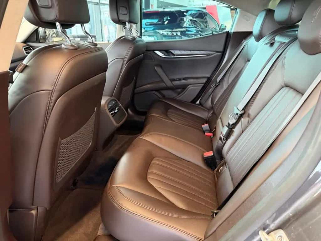 Maserati Ghibli 3.0 V6 GranLusso LED+Navi+SHZ+2xKlima+PDC 05/2018-photo-16