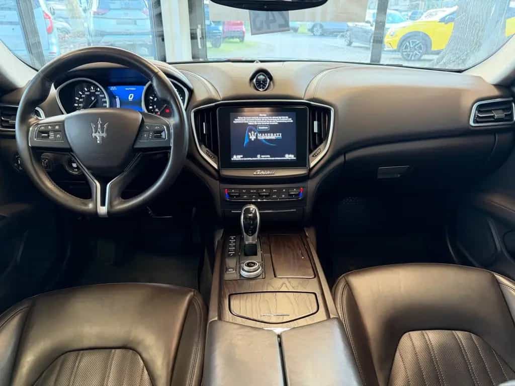 Maserati Ghibli 3.0 V6 GranLusso LED+Navi+SHZ+2xKlima+PDC 05/2018-photo-18