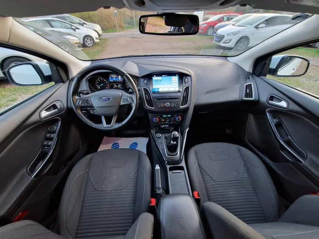 Ford Focus Turnier Klimatro 82Tkm 1Hd Scheckh Tempom 05/2017-photo-14