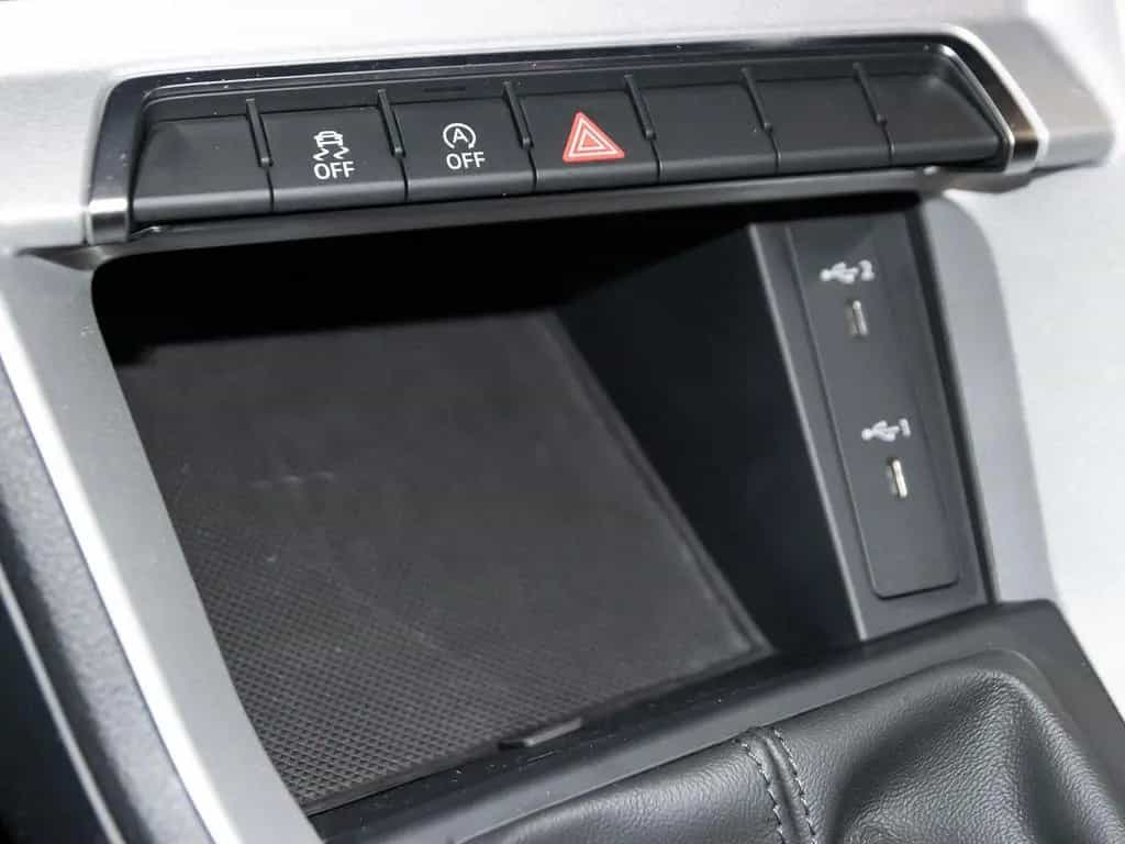 Audi Q3 35 TFSI LED Keyless virtCo Sitzheizung PDC 11/2022-photo-21