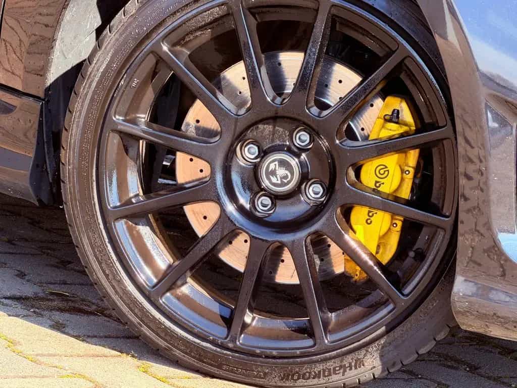 Abarth 695 *CARBON-EDITION-SPORT* ( GARANTIE ) 1.HAND 10/2024-photo-18