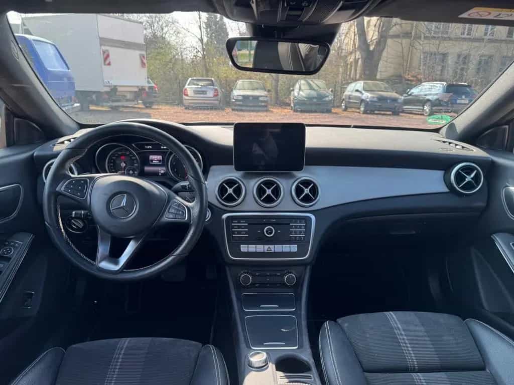 Mercedes-Benz CLA-Class Shooting Brake CLA 220 4Matic 05/2018-photo-10