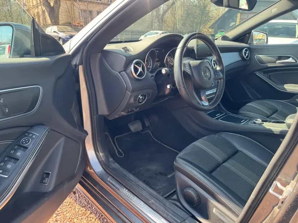 Mercedes-Benz CLA-Class Shooting Brake CLA 220 4Matic 05/2018-photo-8