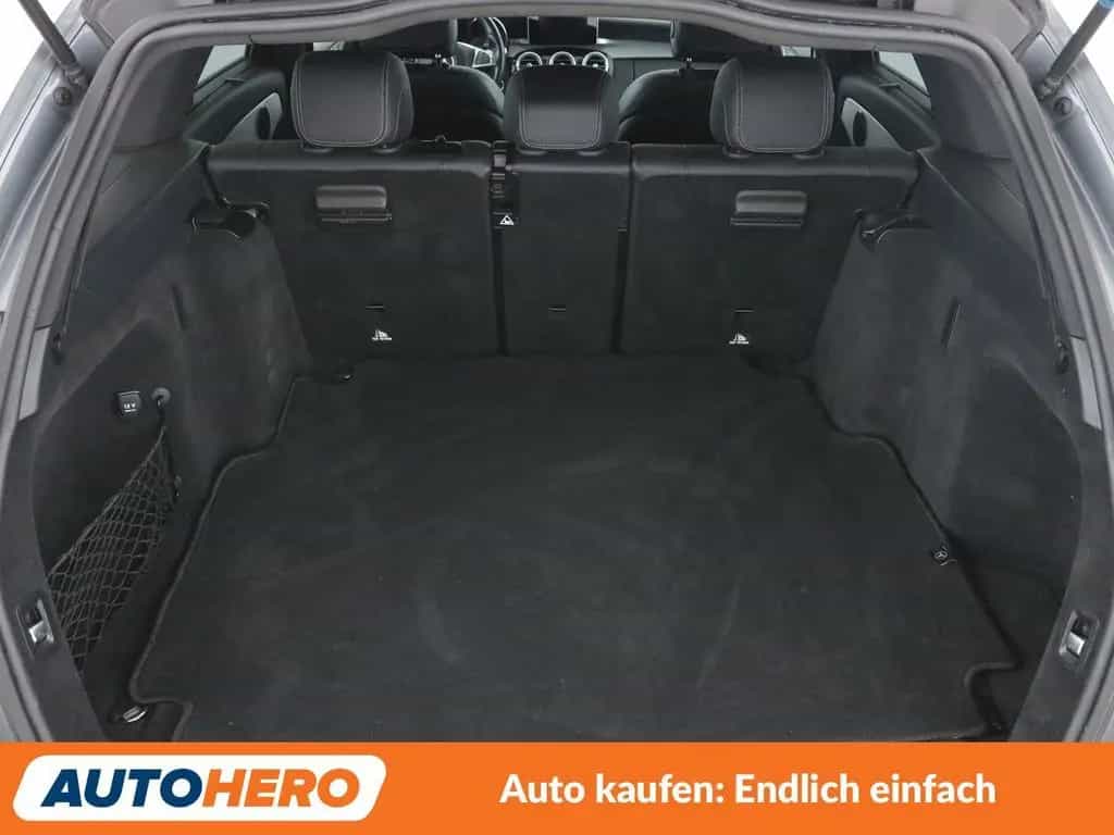 Mercedes-Benz C 250 T AMG Line Aut.*LED*NAVI*TEMPO*CAM*PDC*SHZ 09/2017-photo-17