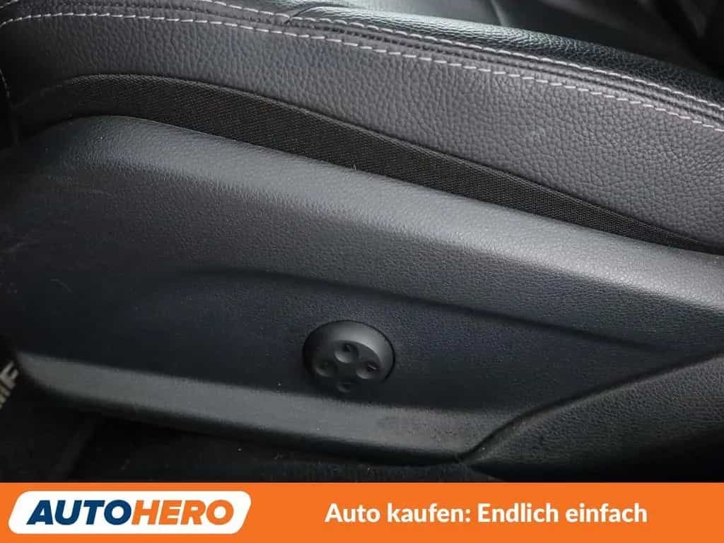 Mercedes-Benz C 250 T AMG Line Aut.*LED*NAVI*TEMPO*CAM*PDC*SHZ 09/2017-photo-31