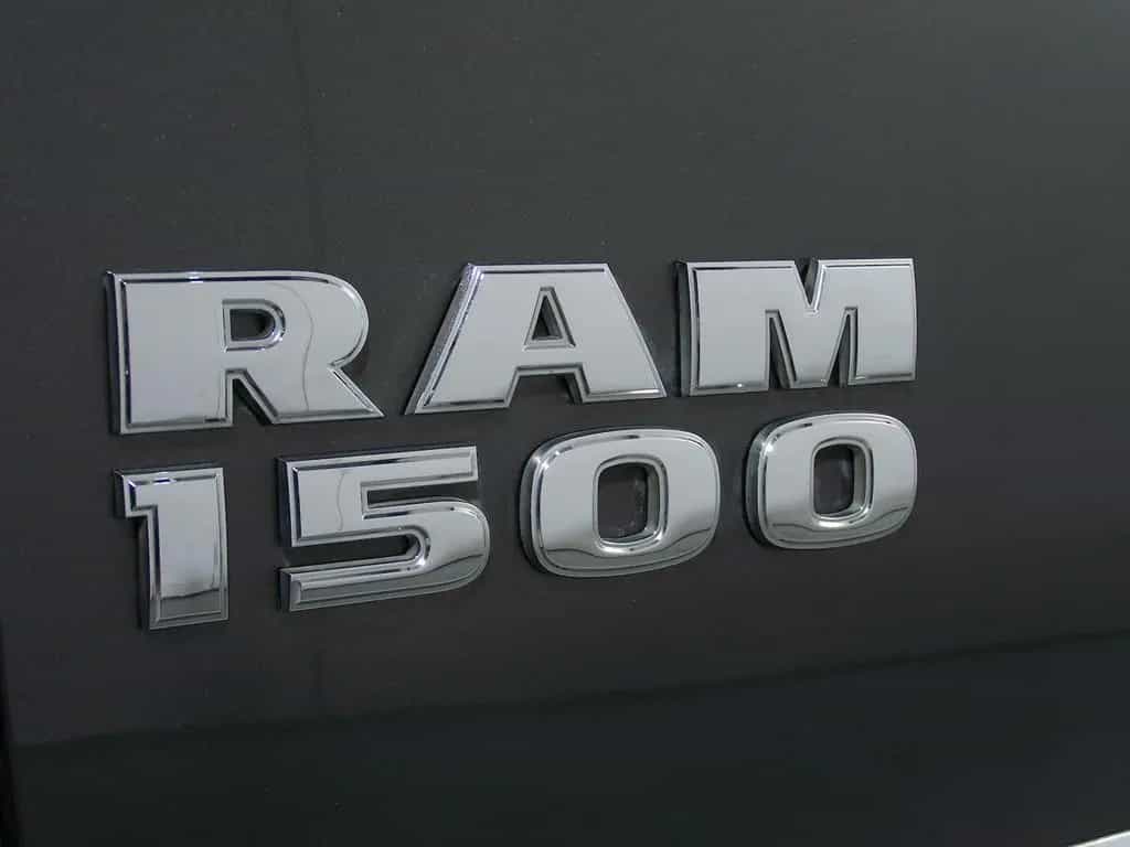 Dodge RAM 1500 Laramie 3.0 Diesel 1.H+NAV+EU MODELL 04/2016-photo-4