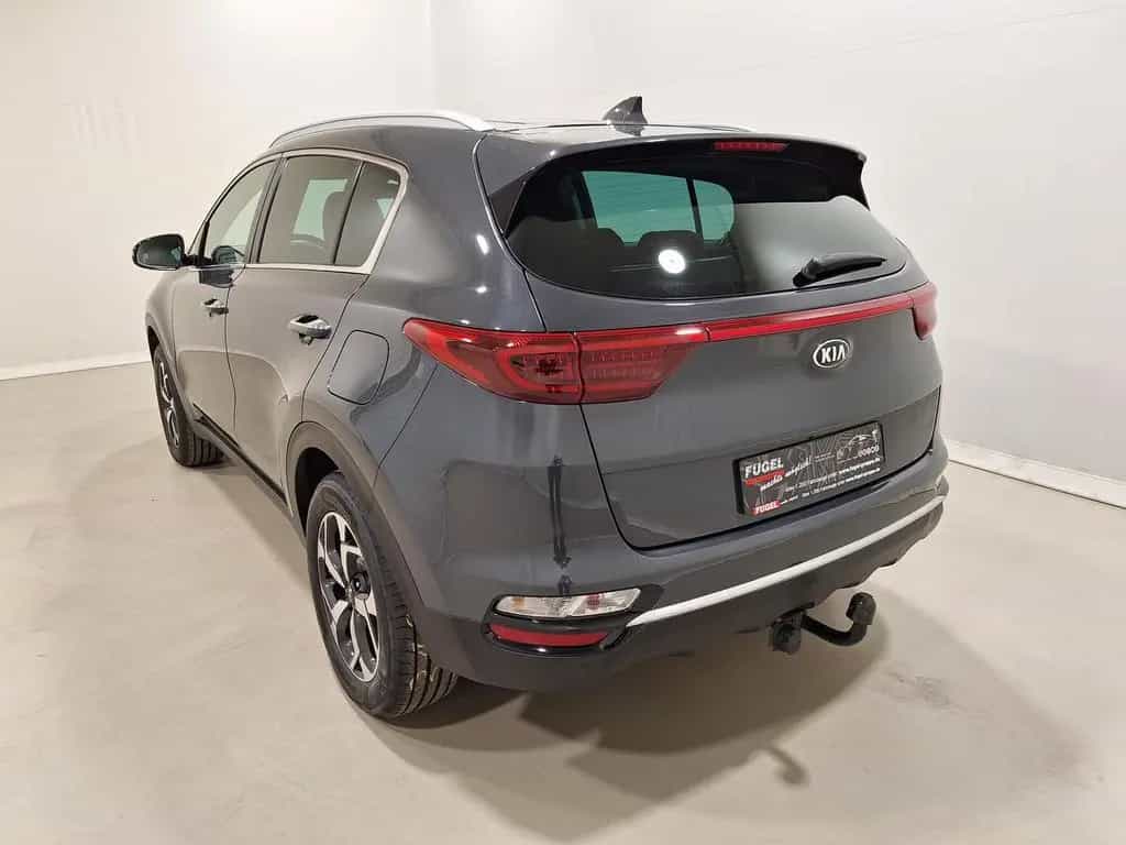 Kia Sportage 1.6 GDI Spirit 2WD Navi|4xSHZ|Sound|360 04/2019-photo-3