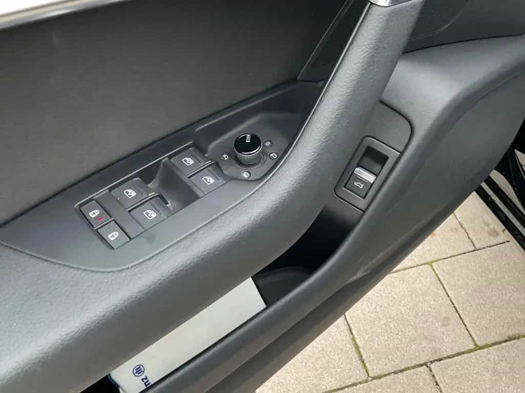 Audi A6 Avant 40 TDI basis Lane LED Klima Navi Side 10/2022-photo-12