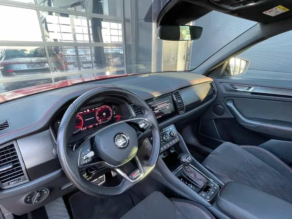 Skoda Kodiaq 2,0 TSi RS 4x4 Pano Columbus 360° LED 04/2022-photo-10