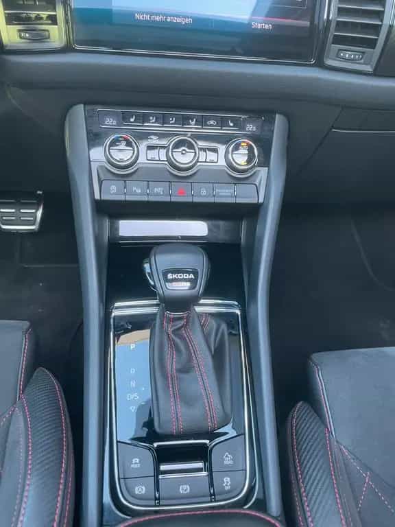 Skoda Kodiaq 2,0 TSi RS 4x4 Pano Columbus 360° LED 04/2022-photo-18