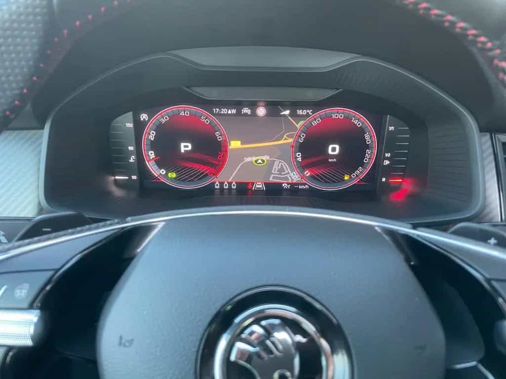 Skoda Kodiaq 2,0 TSi RS 4x4 Pano Columbus 360° LED 04/2022-photo-22