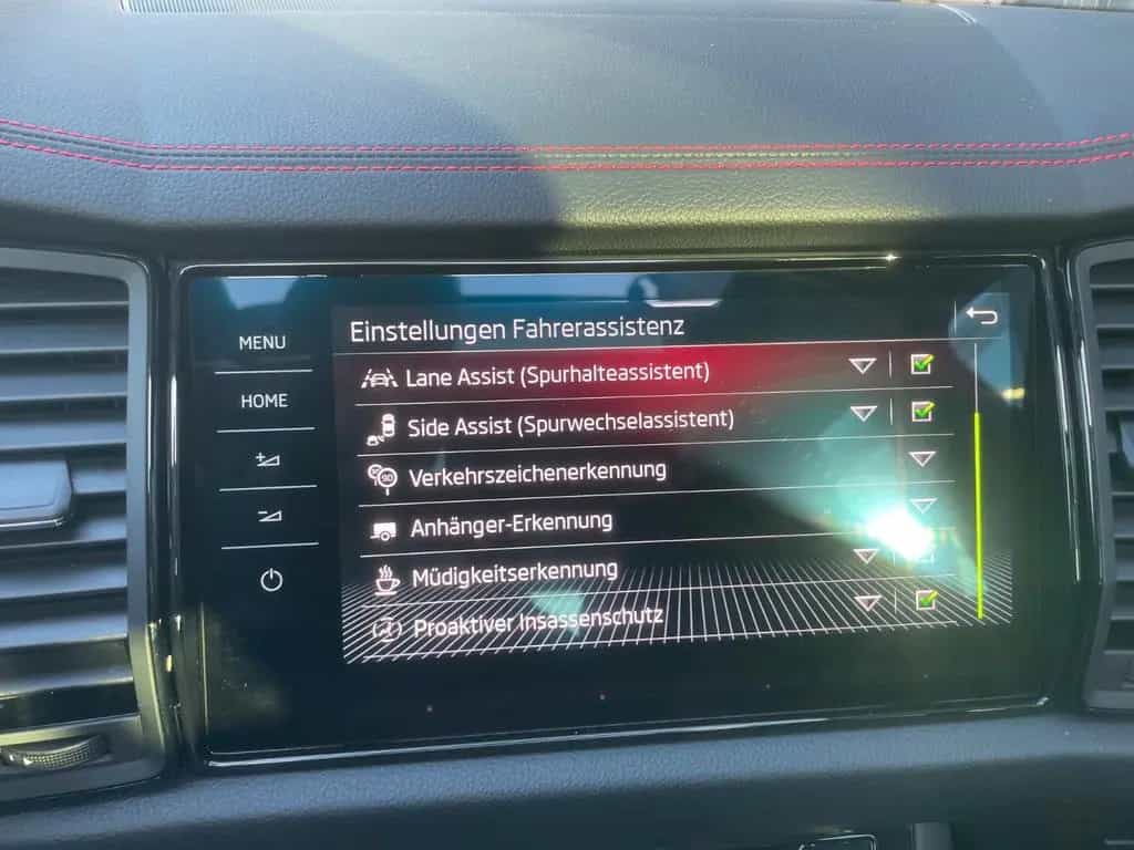 Skoda Kodiaq 2,0 TSi RS 4x4 Pano Columbus 360° LED 04/2022-photo-30