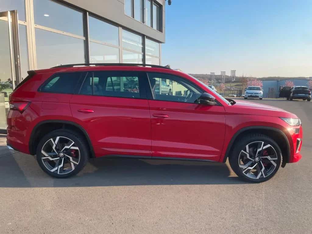 Skoda Kodiaq 2,0 TSi RS 4x4 Pano Columbus 360° LED 04/2022-photo-4