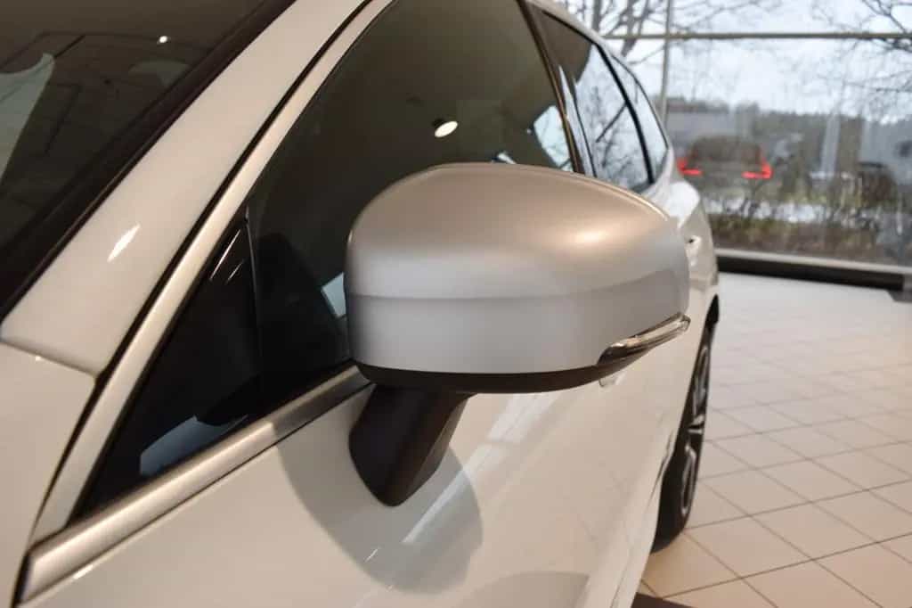 Volvo XC60 D5 AWD~R Design~Leder~Business~I-safe~21" 07/2018-photo-10