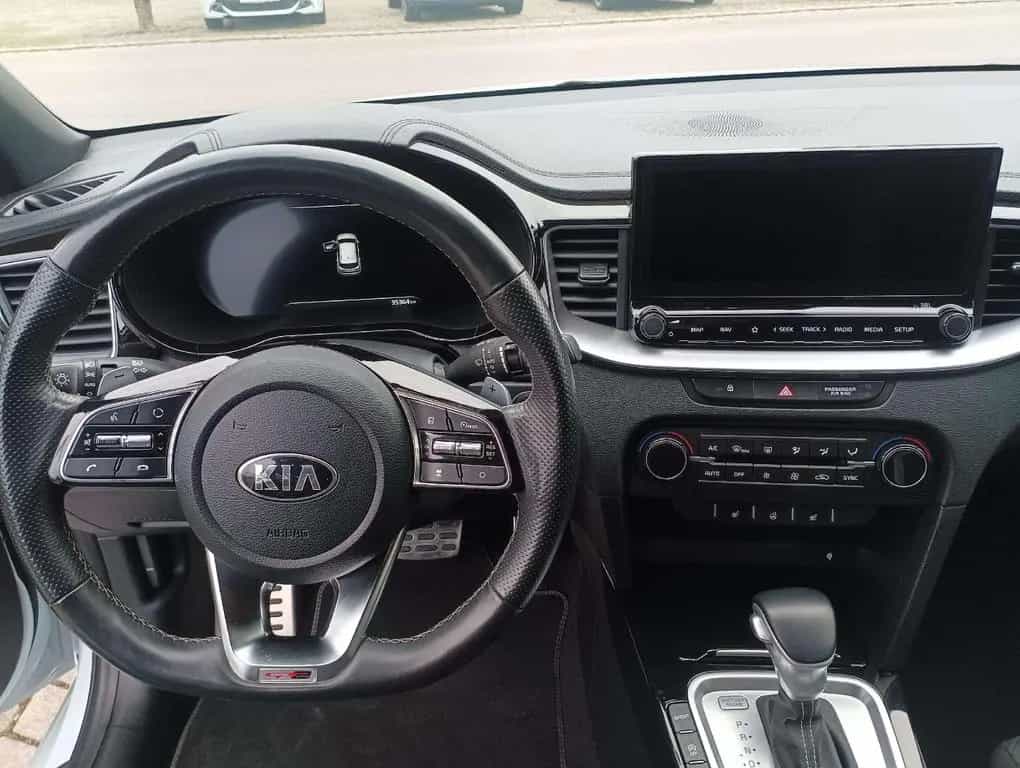 Kia Ceed / cee d Ceed 1.5 T-GDI GT Line * Kamera * N 03/2021-photo-13