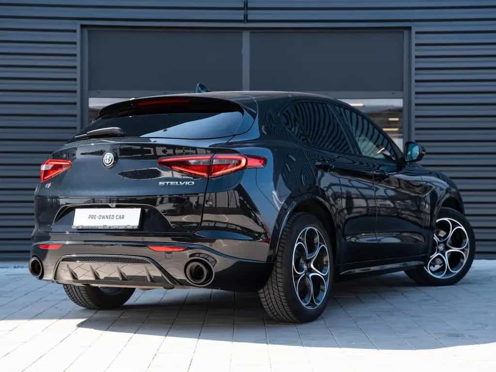 Alfa Romeo Stelvio Veloce Q4 02/2023-photo-3