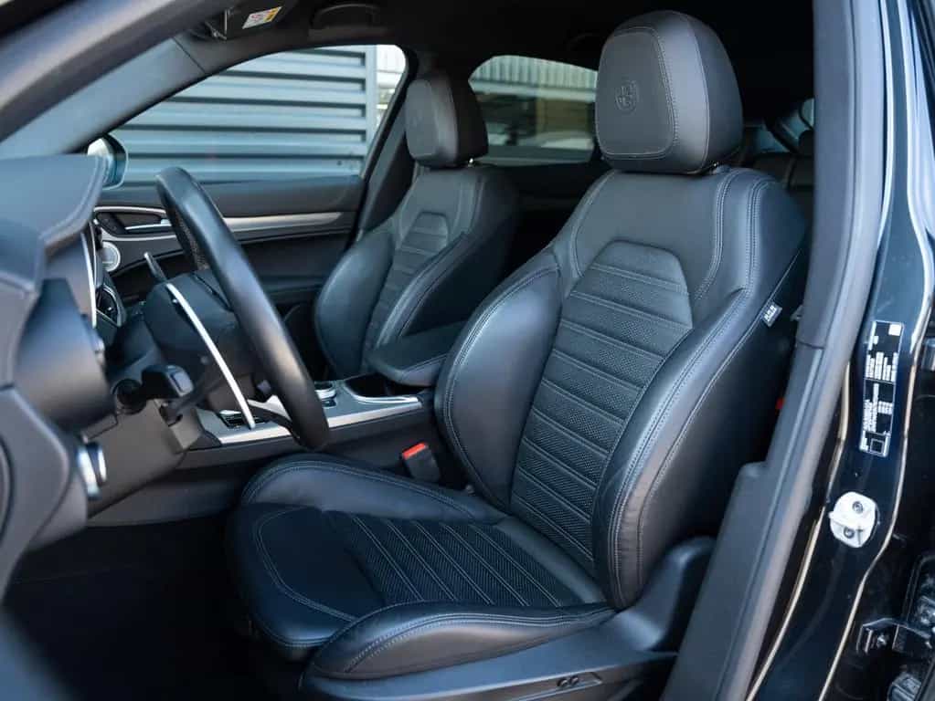 Alfa Romeo Stelvio Veloce Q4 02/2023-photo-7