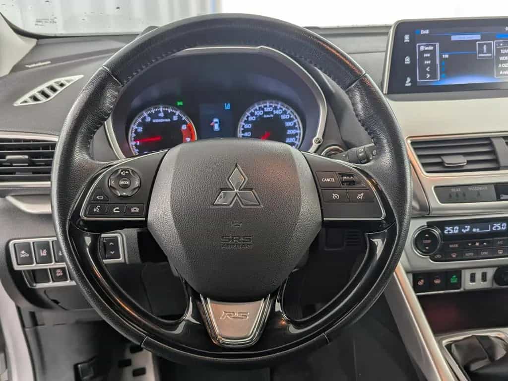 Mitsubishi Eclipse Cross 1.5 T-MIVEC Top 2WD LEDER+PANO+AHK 06/2018-photo-17