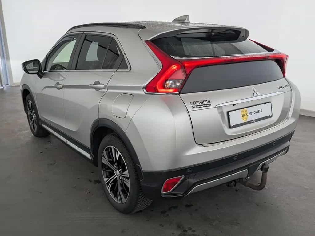 Mitsubishi Eclipse Cross 1.5 T-MIVEC Top 2WD LEDER+PANO+AHK 06/2018-photo-6