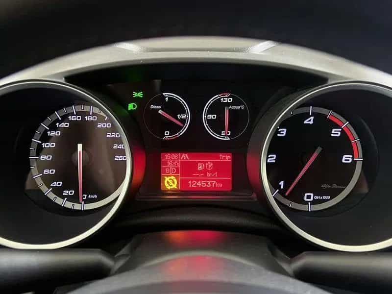 Alfa Romeo Giulietta Giulietta 1.6 jtdm(2) Disti 06/2013-photo-10